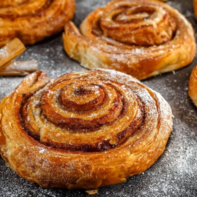 Cinnamon Roll.